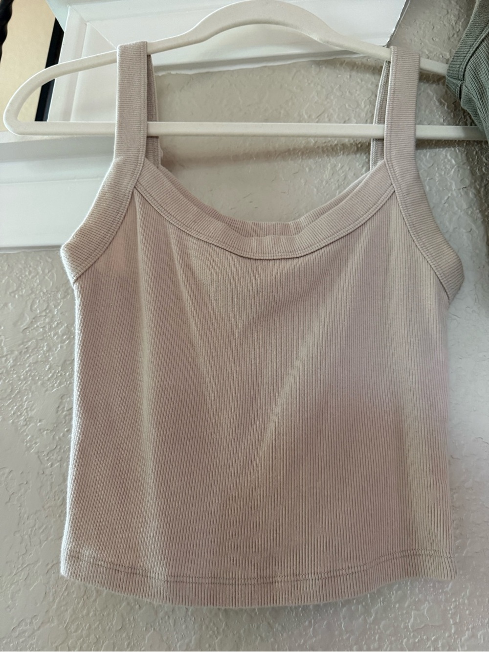 Abercrombie & Fitch essential Tank Tops Set (s) - Picture 2 of 11